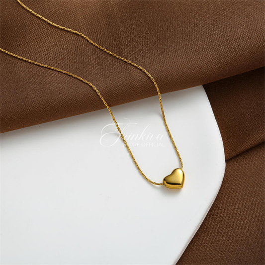 18K Gold Heart Pendant Necklace
