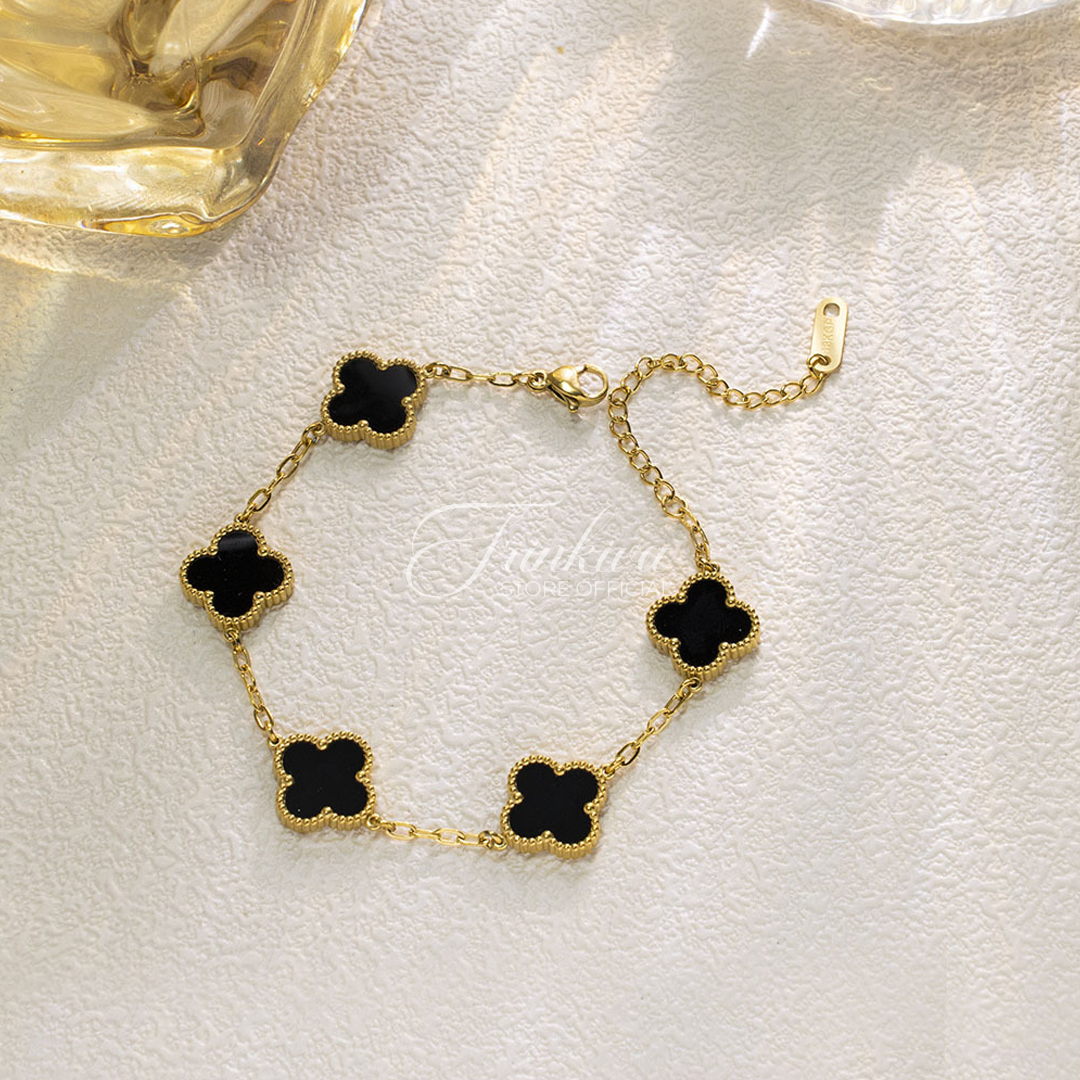 Four-Leaf Clover 18K Titanium Bracelet